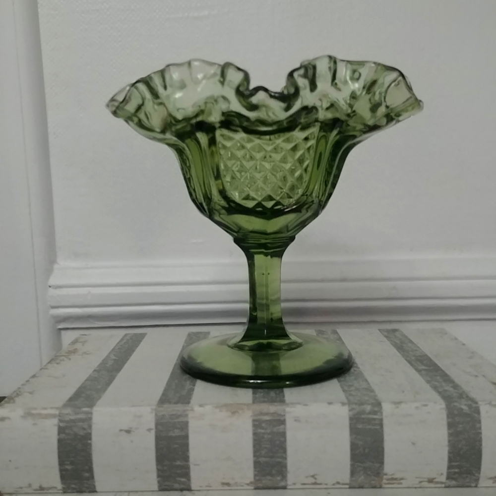 Vintage Fenton Ruffled Pedistal Candy Dish Green Antique